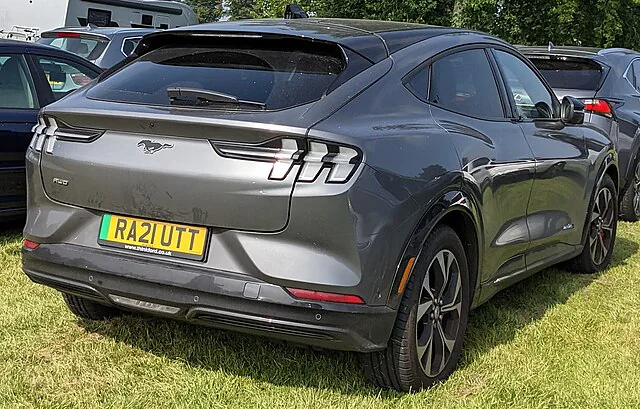 Ford Mustang Mach-E Extended Range AWD